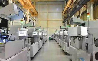 中國工程院院長與湖北副省長視察華中數控